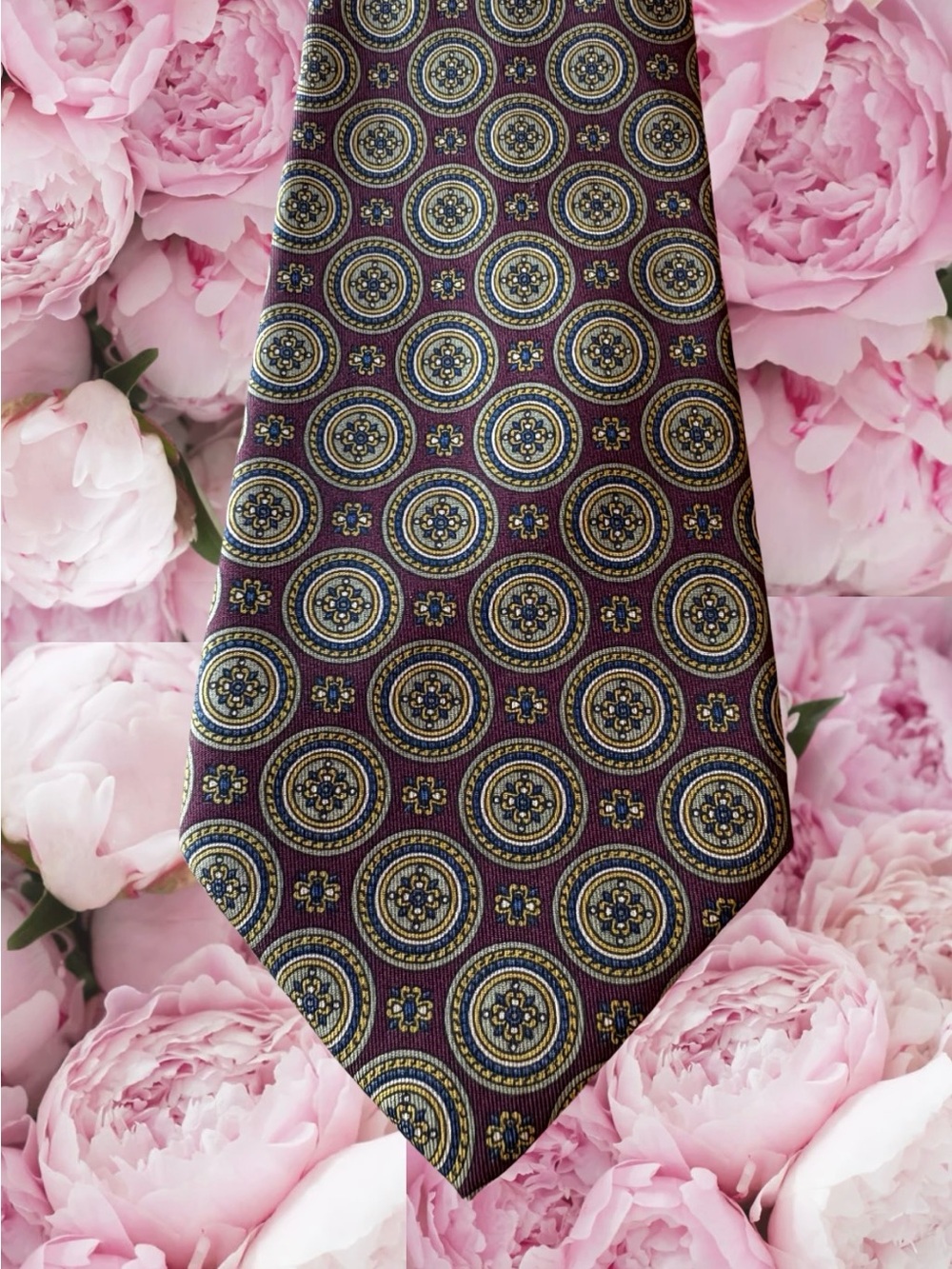 Leonardo Strelli Tie Rack 100% Silk Medallion Pattern Tie Vintage Burgundy